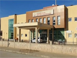 Havuza düşen kız çocuğu bilinci kapalı bir şekilde bulundu