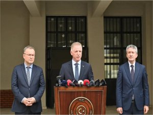 Vali Gül: İstanbulda eğitime devam edilen riskli okul yok