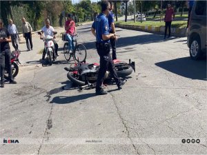 Batmanda pikap ile motosiklet çarpıştı: 1 ağır yaralı