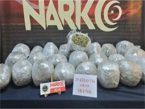 Batmanda 25 kilogram uyuşturucu ele geçirildi