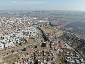 Diyarbakırda gösteri ve yürüyüş yasağı  