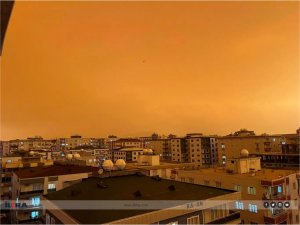 Mardin’de gök gürültülü sağanak yağış etkili oldu