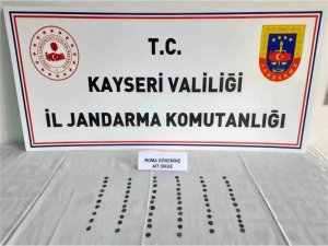 Kayseride 67 sikke ele geçirildi: 1 gözaltı