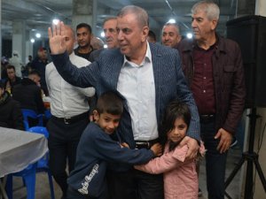 Vatandaşlarla Son İftar Yemeğinde Buluştular