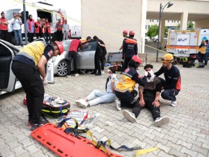Üniversitede Gerçeği Aratmayan Tatbikat