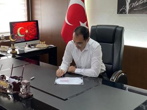 Kaymakam Özdemir’den TDV’ye Kurban Bağışı