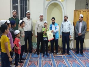 Camii İmamından Örnek Davranış