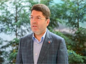 Bakan Tunçtan İzmir açıklaması: 29 kişi hakkında gözaltı talimatı verildi