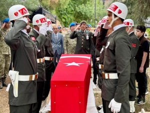 Kıbrıs Gazisi Zeki Aygün, Askerî Törenle Son Yolculuğuna Uğurlandı