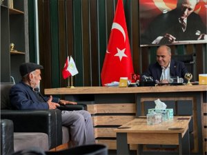Başkan Altındağ, Misafirlerini Tek Tek Karşılayıp, taleplerini dinliyor