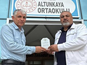 İş İnsanı, Eğitime Verdiği Destekle Takdir Topluyor