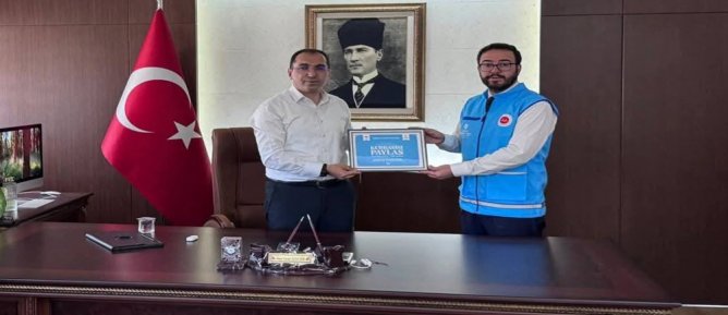 Midyat Kaymakamı’ndan Anlamlı Bağış