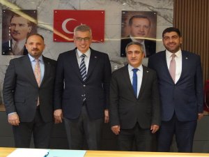 Atilla Yarış, Bakan Memişoğlu’ndan Midyat için Taleplerde Bulundu