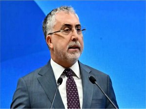Bakan açıkladı: Deprem bölgesinde mücbir sebep hali 30 Kasıma kadar uzatıldı