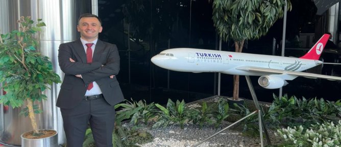 Gurur Kaynağımız Sedat Aydoğdu THY’de Kabin Pilotu Oldu