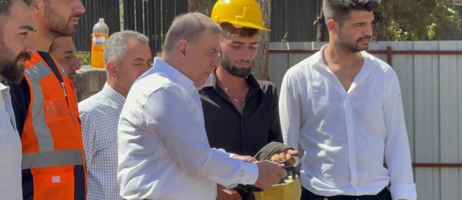 Midyat’ta Şehrin Kimliğini Yansıtacak Belediye Binası Yapılıyor 