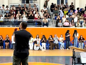 Midyat’ta Öğretmenlerden Anlamlı Konser