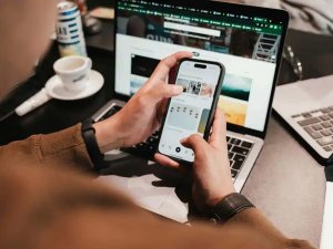 Türkiyede her 10 kişiden 9u internete erişiyor 