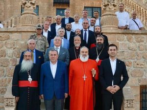 Midyat’ta Hoşgörü Buluşması: Patriği Karşıladılar