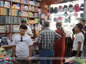 Eğitim sezonu açıldı, kırtasiyelerde hareketlilik arttı