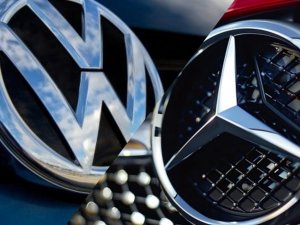Mercedes-Benz ve Volkswagen, ABD tarifeleri ve Çin pazarındaki düşüş nedeniyle zarar bildirdi