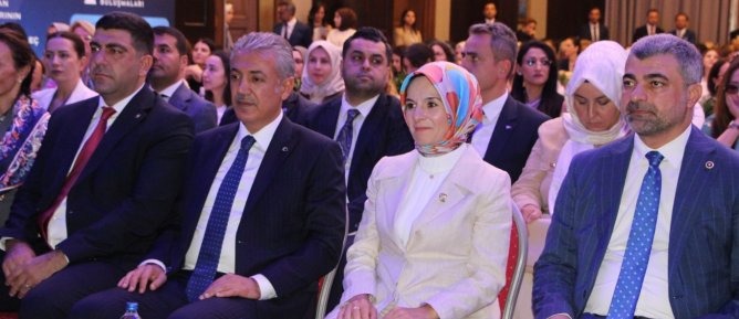 Bakan Göktaş, bir dizi temaslarda bulunmak için Mardin’de