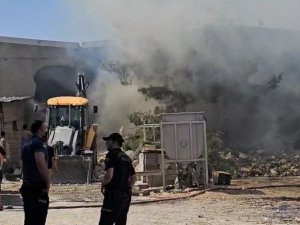 Nusaybin’de içecek deposunda yangın