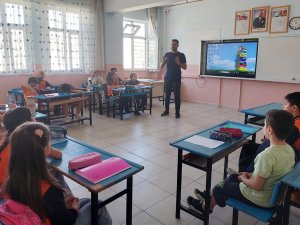 Batmanda öğrencilere teknoloji bağımlılığı eğitimi