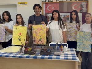 İslam Dünyasının Kadim Sanatı Ebru, Söğütlü Lisesinde Can Buldu 