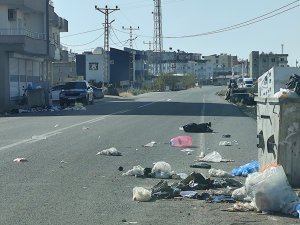Güçlükonakta çöp krizi: Caddeler çöp yığınlarına teslim