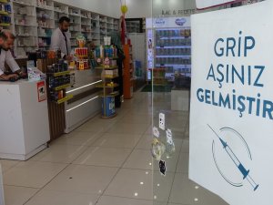 Eczacılar grip aşısı yetersizliğinden şikâyetçi: Talep çok, aşı yok