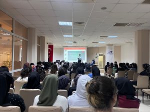 Batmanda öğrenci yurdunda uyum programı düzenlendi
