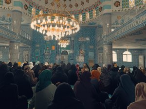 Batmanda kadının kocası üzerindeki hakları konulu seminer düzenlendi