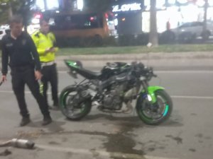 Batman’da motosiklet yayaya çarptı: 2 ağır yaralı