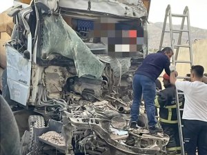 Freni Patlayan Kamyon Sürücüsü Hayatını Kaybetti