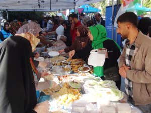 Batmanda Gazze için Hayır Çarşısı düzenlendi
