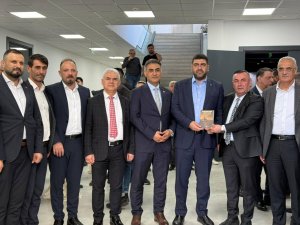 İmza Gününe Büyük Katılım Sağlandı