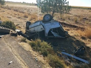 Mardinde iki otomobil kafa kafaya çarpışı: 1i ağır 6 yaralı
