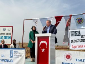 Milli Ağaçlandırma Günü’nde Midyat’ta Fidanlar Toprakla Buluştu
