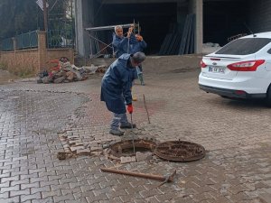 Mardin’de Yağış Mesaisi, Büyükşehir ve MARSU Ekipleri 10 İlçede Seferber Oldu