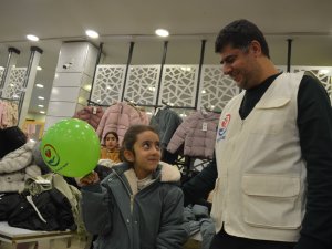 Yetimler Vakfı Siirt’te yetimleri unutmadı