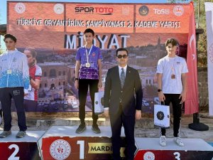 TÜRKİYE ORYANTİRİNG ŞAMPİYONASI MİDYAT’TA NEFES KESTİ