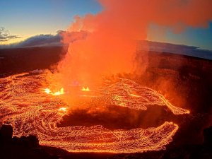 Hawaiideki Kilauea Yanardağı yeniden faaliyete geçti