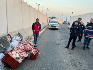 Şanlıurfa’da kaçak et sevkiyatı engellendi: 1 ton et imha edildi