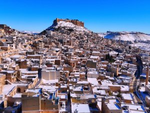Mardin’de 140 yerleşim yerinin yolu ulaşıma kapandı