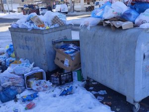 Batmanda çöp birikintisi tepki çekiyor