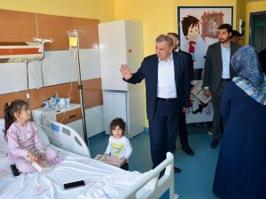 Minik Yüreklere Büyük Dokunuş