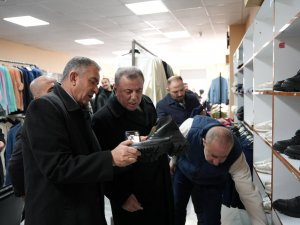 Midyat’ta Sosyal Belediyeciliğin Güçlü Adımı: Sosyal Market ve Sağlık Kabini Yerinde İncelendi