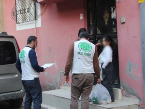 Umut Kervanı Cizre’de Ramazan yardımlarına başladı