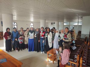 ANNELER UYUŞTURUCUYLA MÜCADELEDE ÖN SAFTA